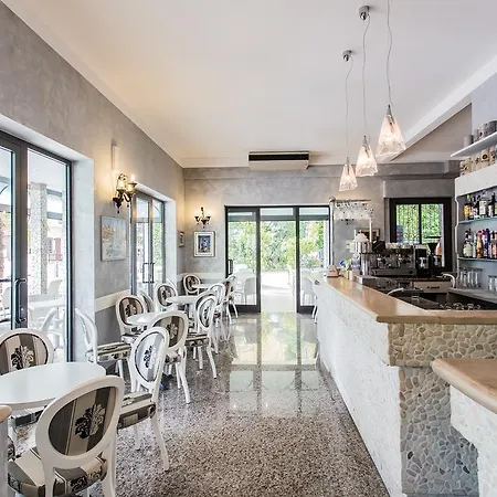 ホテル Giamaika チェゼナーティコ