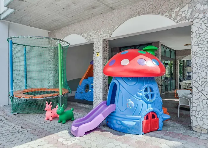 Giamaika 3* Чезенатико